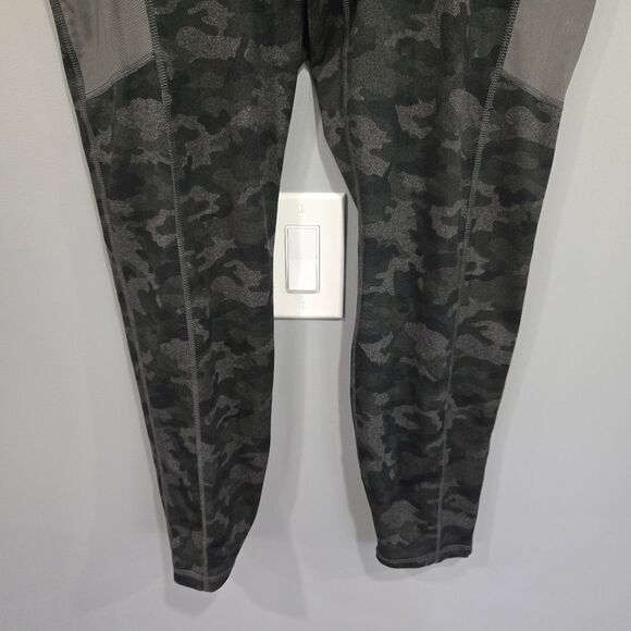 🐢 Fabletics Powerhold High Waisted Pocket Mesh Camo Leggings SIZE XXL - Picture 14 of 15